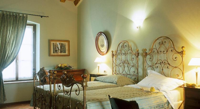 Agriturismo Santa Maria Bressanoro Castelleone Bagian luar foto